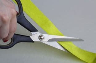 Scissors, Cutters & Cutting Mats